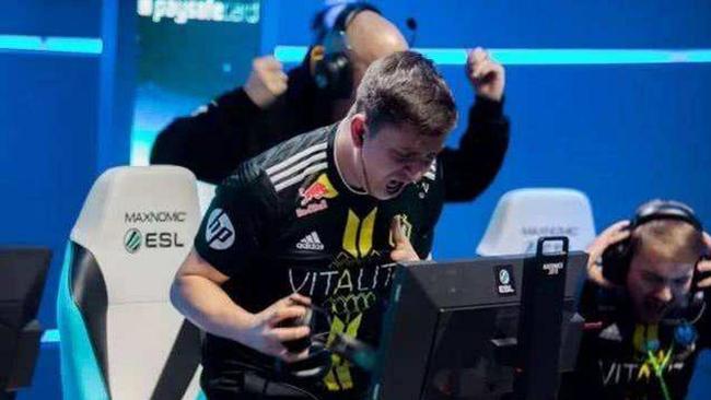 或者让他更 或者让他更