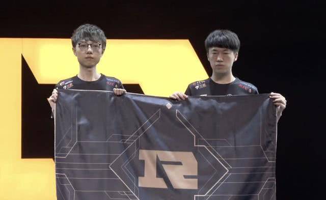 虽然字母哥 虽然字母哥