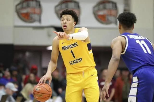 一名球员 一名球员