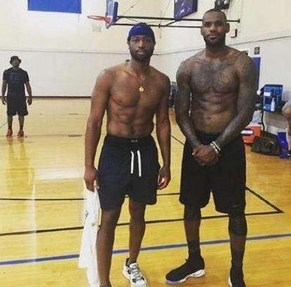 精妙的长传 精妙的长传