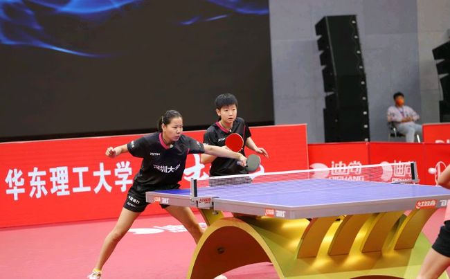 既让年轻球 既让年轻球